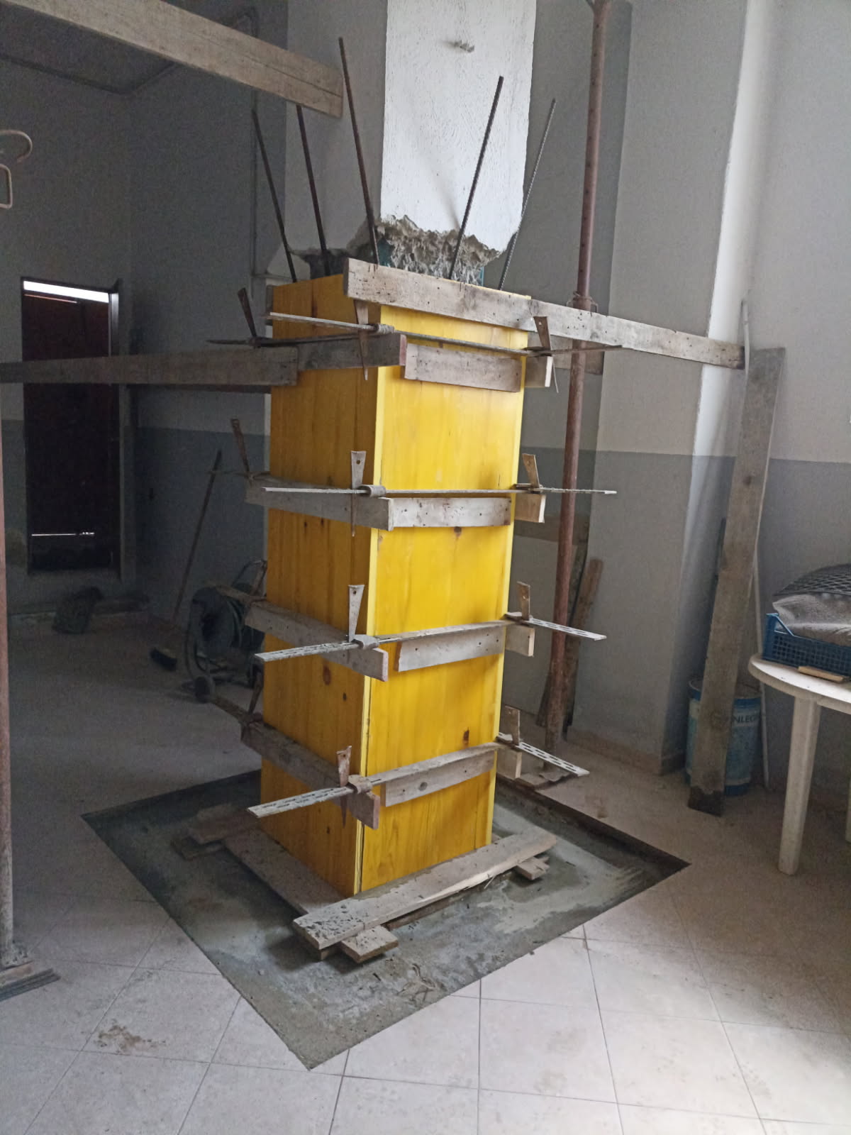 Pilastro gettato (Planitop HPC)